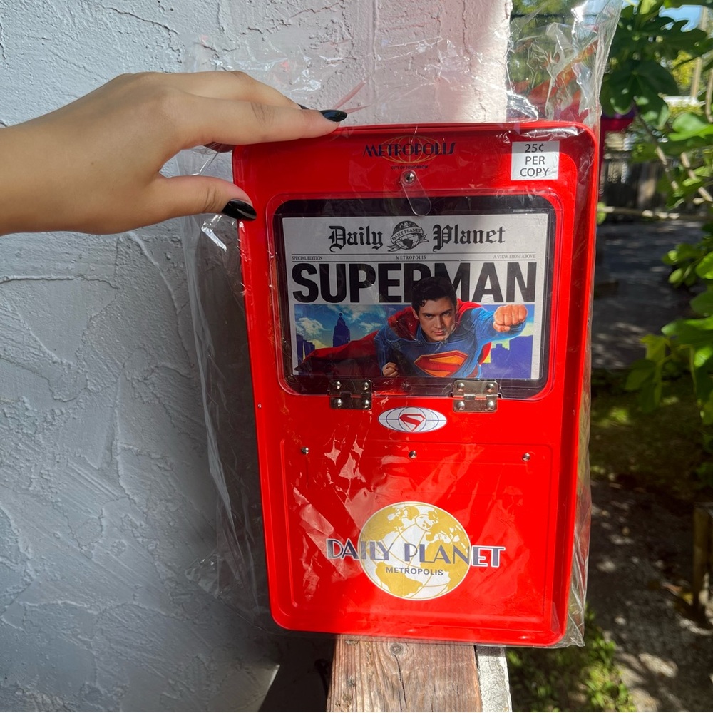 Superman Movie Cineplex Limited Edition Newspaper Daily Planet Popcorn Bucket!